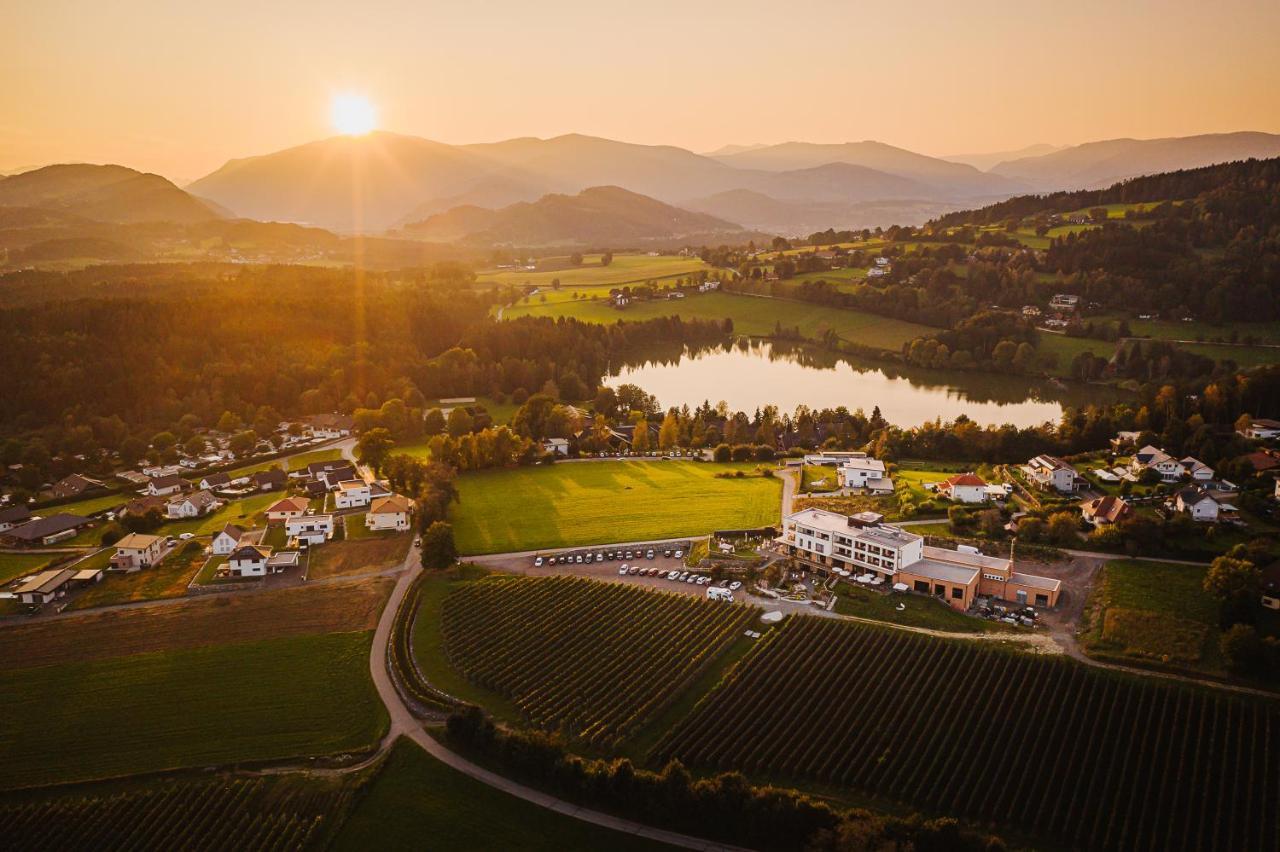 ホテル Trippelgut - Schlafgut Feldkirchen in Kärnten エクステリア 写真